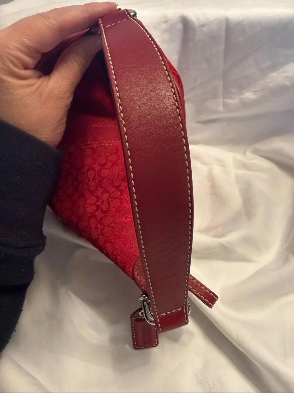 COACH Cherry Red Signature Soho Hobo Bag - Excellent Condition Y2K Vintage